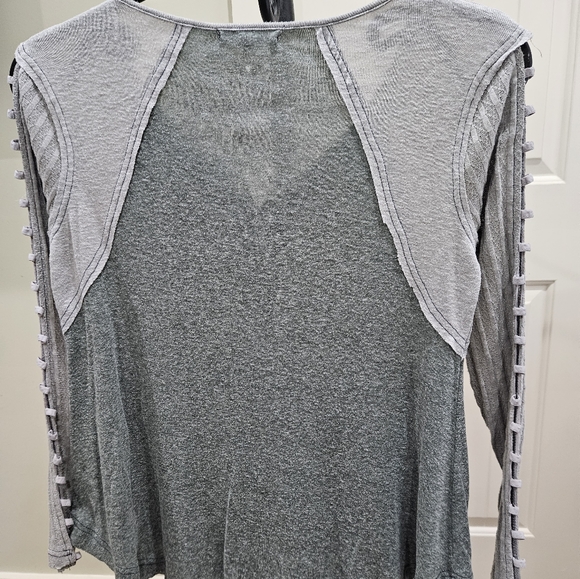 Cutout Long Sleeve Pullover Top - Picture 9 of 13